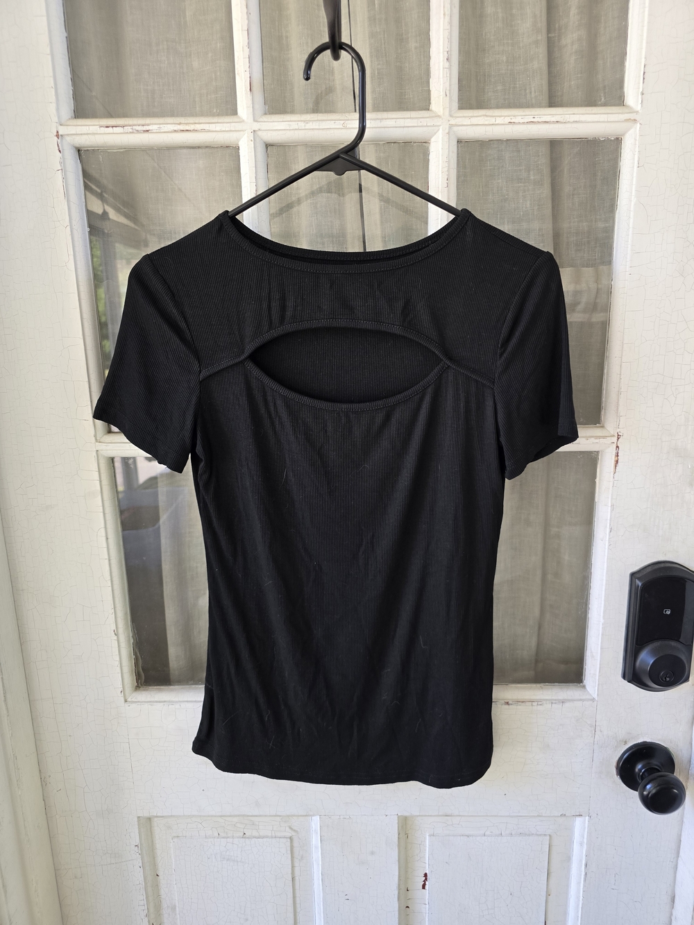 SHEIN Black Short-Sleeve Cutout Back Tee